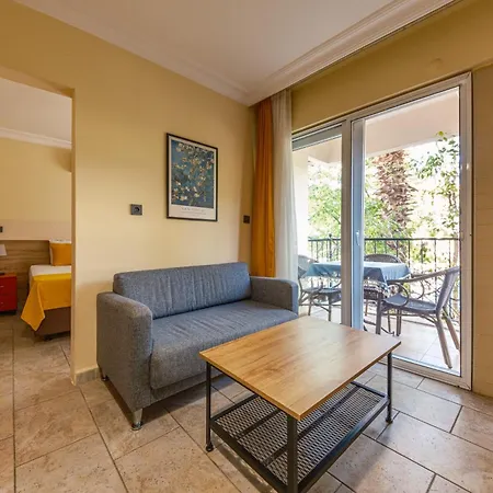 Апарт-отель Ten Apart Hotel