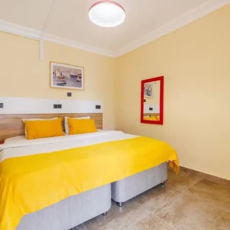 Ten Apart Hotel Апарт-отель Фетхие