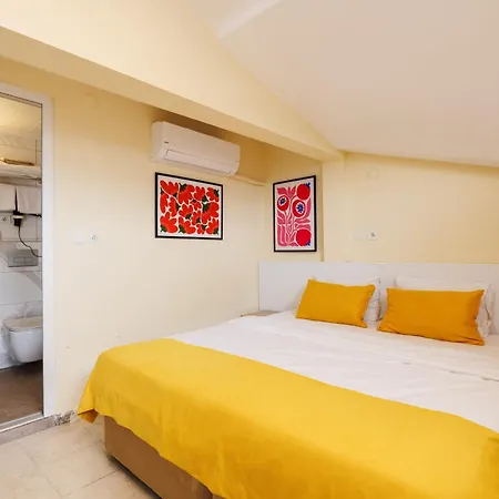 Апарт-отель Ten Apart Hotel