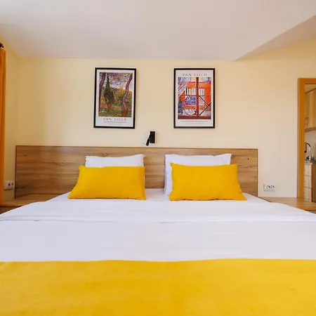 Ten Apart Hotel Апарт-отель