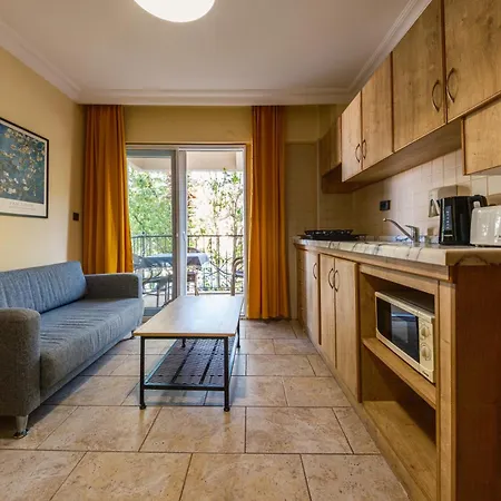 Lägenhetshotell Ten Apart Hotel Fethiye