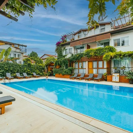 Ten Apart Hotel מלון דירות