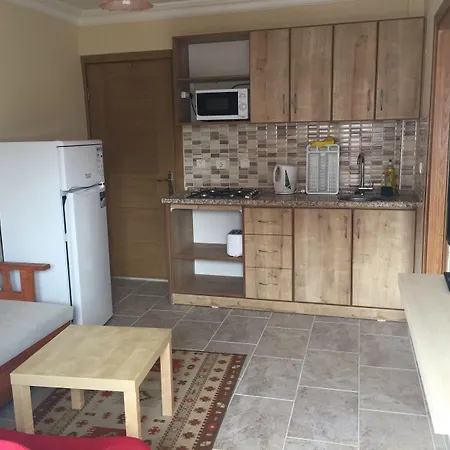 Ten Apart Hotel מלון דירות 4*