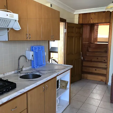 Ten Apart Hotel מלון דירות 4*