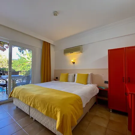 Ten Apart Hotel מלון דירות