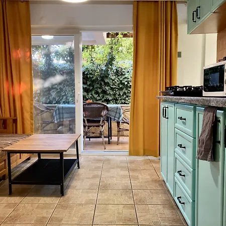 Ten Apart Hotel 4* פאטהיה