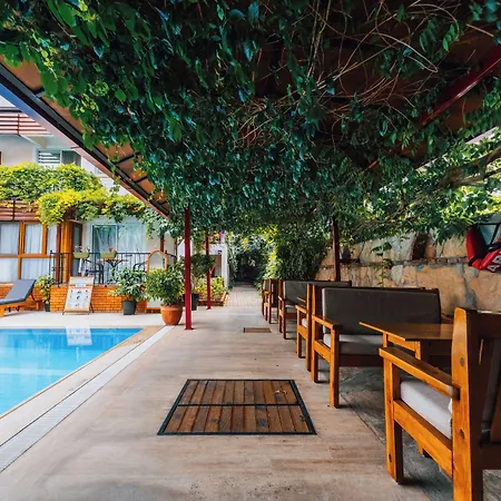 Ten Apart Hotel Fethiye