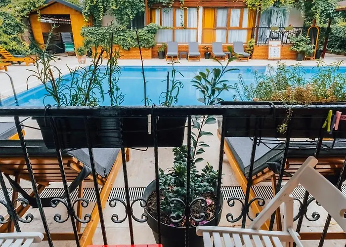 Ten Apart Hotel מלון דירות 4*