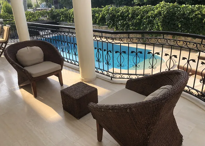 Ten Apart Hotel מלון דירות 4*