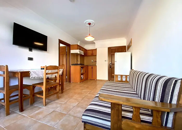 Ten Apart Hotel מלון דירות 4*