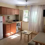 Ten Apart Hotel 4*