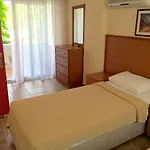 Ten Apart Hotel