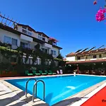 Aparthotel Ten Apart Hotel 4*