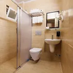 Ten Apart Hotel